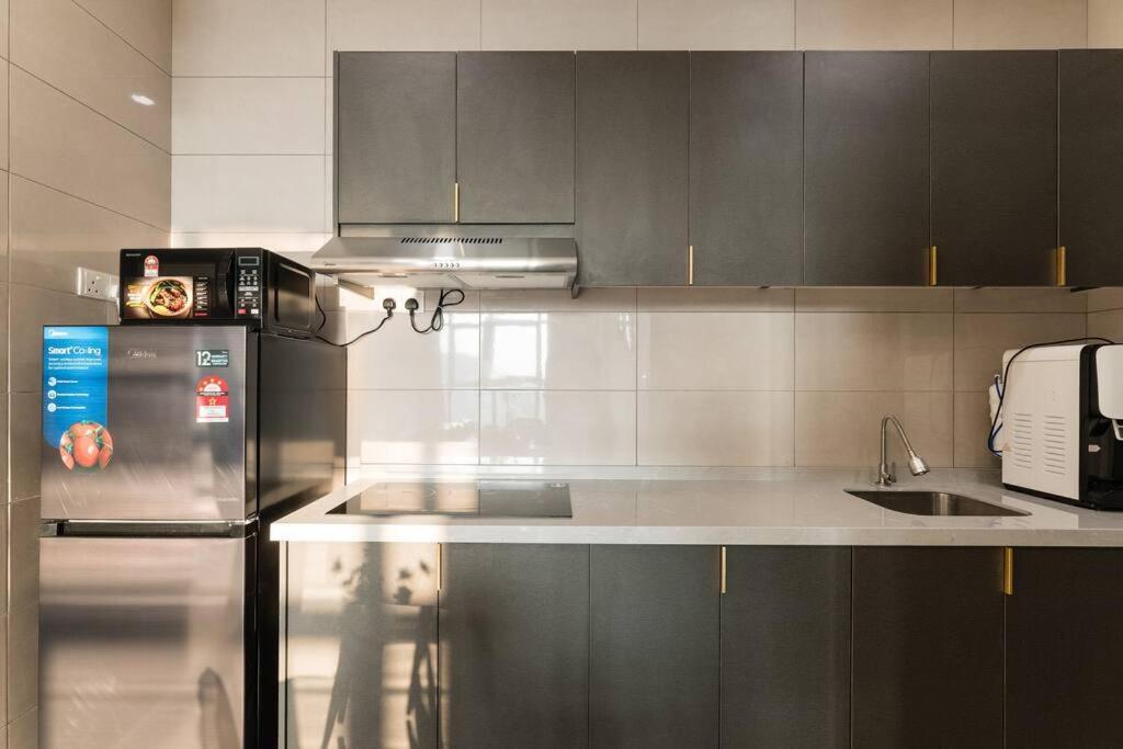 Conezion 3br6pax Ioi Mall